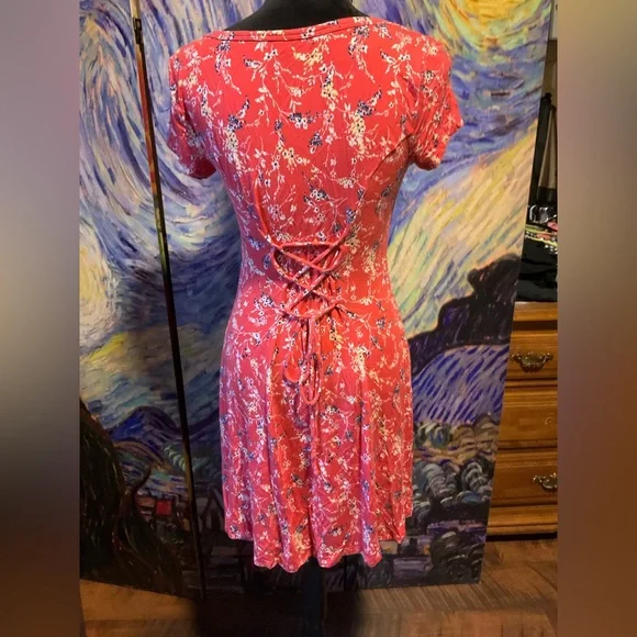 So small Red floral print mini dress - Picture 2 of 2